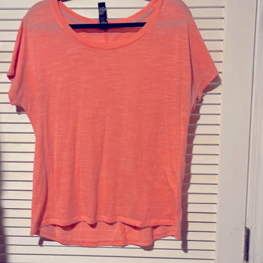 RBX- Athletic Top. Size L pinkish coral color